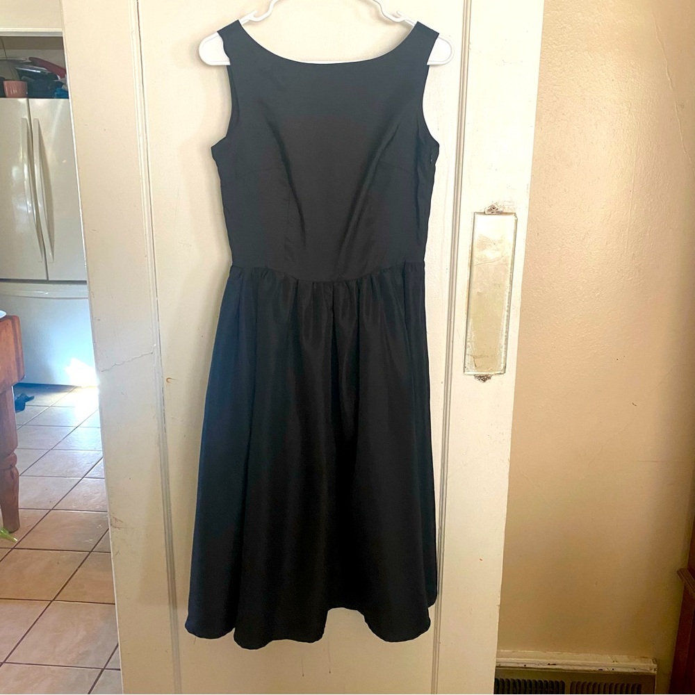 Queen of Holloway Vintage 1950’s style dress size Medium Classic Black